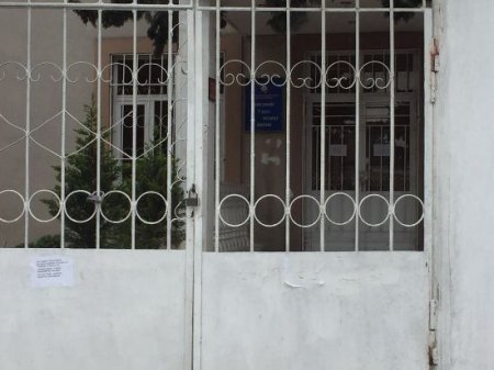 7 saylı Notariat Kontoru niyə bağlanıb? 7 saylı Notariat Kontoru niyə bağlanıb?