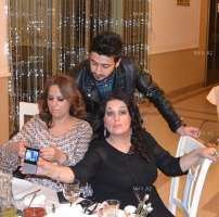 ONLAR GUYA ŞƏKİL ÇƏKDİRİRDİLƏR... ONLAR GUYA ŞƏKİL ÇƏKDİRİRDİLƏR...