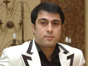 "FOTOAPARATLA KLİP ÇƏKİRLƏR" "FOTOAPARATLA KLİP ÇƏKİRLƏR"
