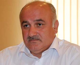 ARİF HACILI BİRGƏ AKSİYA TƏRƏFDARIDIR ARİF HACILI BİRGƏ AKSİYA TƏRƏFDARIDIR