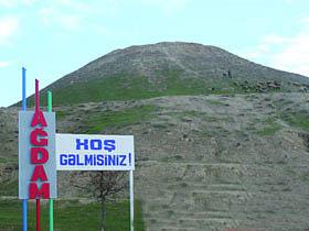 AĞDAMDA SARAYDAXİLİ ÇƏKİŞMƏ
