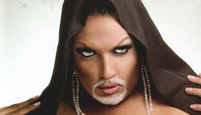 MƏŞHUR HOMOSEKSUAL MÜĞƏNNİNİ BAKIYA KİM GƏTİRDİR? MƏŞHUR HOMOSEKSUAL MÜĞƏNNİNİ BAKIYA KİM GƏTİRDİR?