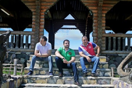 YENİ ÜZVƏ GÖRƏ ŞƏKİL ÇƏKDİRDİLƏR YENİ ÜZVƏ GÖRƏ ŞƏKİL ÇƏKDİRDİLƏR