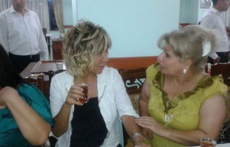 BRİLLİANT DADAŞOVA İFTAR VERDİ BRİLLİANT DADAŞOVA İFTAR VERDİ