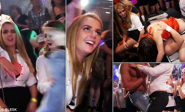 Pul uchun rus tilida sorish Ikki uchun jinsiy aloqa veb-chat