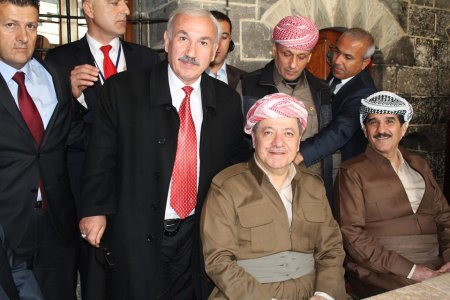 AZƏRBAYCANDA PKK-YA HANSI MƏMUR DƏSTƏK VERİR? AZƏRBAYCANDA PKK-YA HANSI MƏMUR DƏSTƏK VERİR?