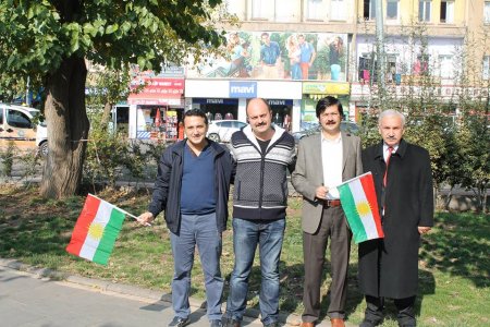 AZƏRBAYCANDA PKK-YA HANSI MƏMUR DƏSTƏK VERİR? AZƏRBAYCANDA PKK-YA HANSI MƏMUR DƏSTƏK VERİR?