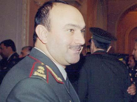 Müdafiə nazirliyi daxilində yeni general savaşı Müdafiə nazirliyi daxilində yeni general savaşı