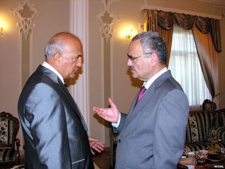 Hakimiyyətdən gözlənilməz dəyişiklik qərarı вЂ“ Abid Şərifov baş nazir postuna gətirilir