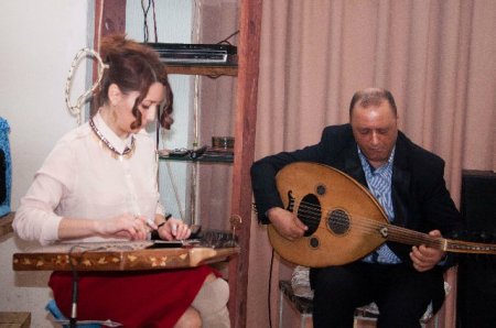 Azərbaycanlı müğənni ikinci restoranını açdı Azərbaycanlı müğənni ikinci restoranını açdı