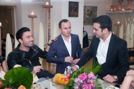 Azərbaycanlı müğənni ikinci restoranını açdı Azərbaycanlı müğənni ikinci restoranını açdı