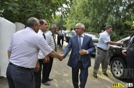 Ağcabədinin icra başçısı ilə bağlı prezidentə müraciət hazırlanır Ağcabədinin icra başçısı ilə bağlı prezidentə müraciət hazırlanır
