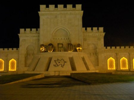 Bərdənin icra başçısına qarşı sakinlər tərəfindən şok ittiham səsləndi Bərdənin icra başçısına qarşı sakinlər tərəfindən şok ittiham səsləndi