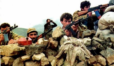 Azərbaycanın şok müharibə tədarükü: Ordunun rəhbərliyinə peşəkar döyüşçülər gətirilir Azərbaycanın şok müharibə tədarükü: Ordunun rəhbərliyinə peşəkar döyüşçülər gətirilir