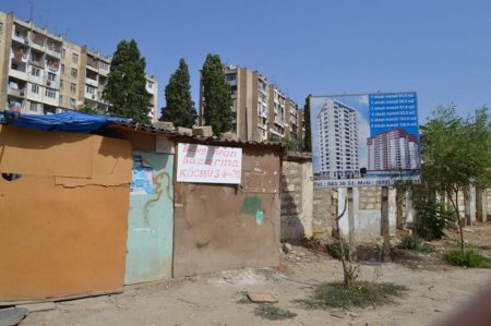 Bakının "Bolluq" bazarında bol zibil var... Bakının "Bolluq" bazarında bol zibil var...