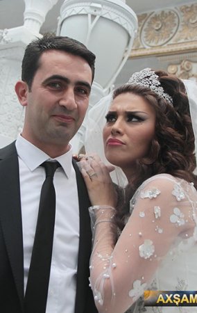 Esyanın toyu saxta imiş Esyanın toyu saxta imiş