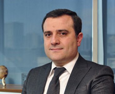 Şok qanun pozuntusu: Mikayıl Cabbarov təhsilə ayrılan pulları hara xərcləyir Şok qanun pozuntusu: Mikayıl Cabbarov təhsilə ayrılan pulları hara xərcləyir