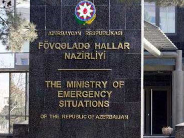 Məcburi köçkün FHN rəhbərindən kömək istədi Məcburi köçkün FHN rəhbərindən kömək istədi