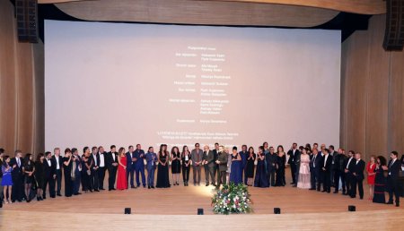 Leyla Əliyeva “Bakı, mən səni sevirəm” kinolayihəsinin təqdimat mərasimində iştirak edib Leyla Əliyeva “Bakı, mən səni sevirəm” kinolayihəsinin təqdimat mərasimində iştirak edib