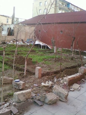 Sabunçuda işi çətinə düşənlər... - ASAN-xidmət da çarə qıla bilmir Sabunçuda işi çətinə düşənlər... - ASAN-xidmət da çarə qıla bilmir