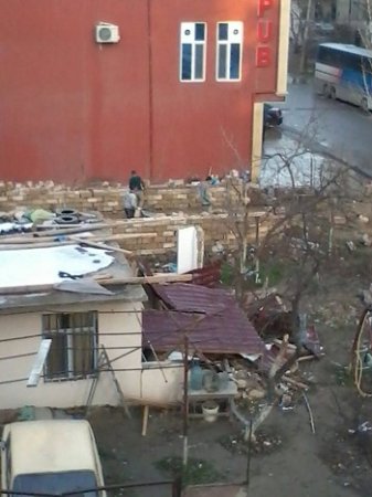 Sabunçuda işi çətinə düşənlər... - ASAN-xidmət da çarə qıla bilmir Sabunçuda işi çətinə düşənlər... - ASAN-xidmət da çarə qıla bilmir