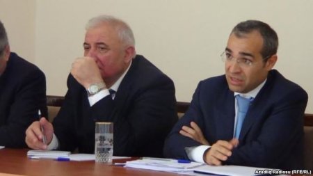 Mikayıl Cabbarov GDU rektorunu "qoynunda nə qədər bəsləyəcək"? Mikayıl Cabbarov GDU rektorunu "qoynunda nə qədər bəsləyəcək"?
