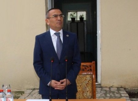 Şəmkirin icra başçısı vəziyyətdən ÇIXA BİLƏCƏKMİ? Şəmkirin icra başçısı vəziyyətdən ÇIXA BİLƏCƏKMİ?