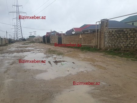 Gül kimi başçıdır, amma əlindən iş gəlmir... Gül kimi başçıdır, amma əlindən iş gəlmir...