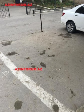 20 saylı poliklinika sakinlərin yolunu "özəlləşdirib"... 20 saylı poliklinika sakinlərin yolunu "özəlləşdirib"...