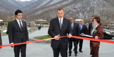 Elman Rüstəmovun kürəkəni nazir müavini gətirilir Elman Rüstəmovun kürəkəni nazir müavini gətirilir