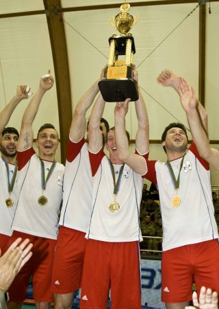 "Bəlkə də heç bilmir kişi voleybol millisi var, ya yox…" "Bəlkə də heç bilmir kişi voleybol millisi var, ya yox…"