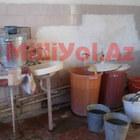 Burda doğmaq bir yana, ölmək belə təhlükəlidir... Burda doğmaq bir yana, ölmək belə təhlükəlidir...
