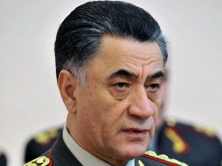 "Mahmudov və 40 quldur" nağılında göydən düşəcək 3 qara daş... "Mahmudov və 40 quldur" nağılında göydən düşəcək 3 qara daş...