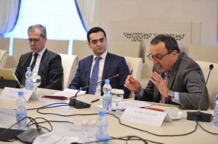Nazim İbrahimov oğlunu vəzifəyə hazırlyır? Nazim İbrahimov oğlunu vəzifəyə hazırlyır?