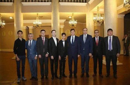 Sonsuz iddialar fonunda səfirin görünən “tərəfi” Sonsuz iddialar fonunda səfirin görünən “tərəfi”