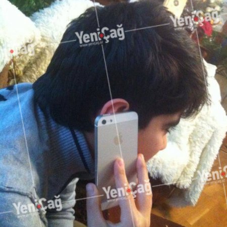 Ağəlinin 12 yaşındakı sərgüzəştləri: Ağəlinin 12 yaşındakı sərgüzəştləri: