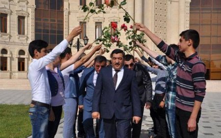 Bala - başa bəla вЂ” Papanın işini zay edən gül balalar 