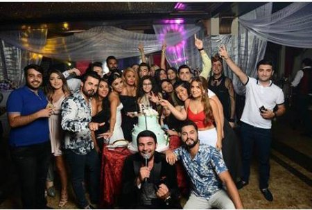 Arzu Həmzəyeva "ulduz" yağışına tutuldu Arzu Həmzəyeva "ulduz" yağışına tutuldu