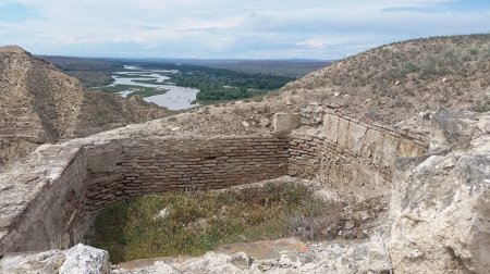 Cənab nazir, bura bilirsiniz, nə qədər turist cəlb etmək olar... Cənab nazir, bura bilirsiniz, nə qədər turist cəlb etmək olar...