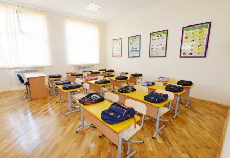 İlham Əliyev 74 nömrəli məktəbdə