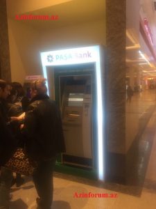 “Paşa bank”-ın “Gənclik Mall”da olan bankomatı niyə “sağalmır”?