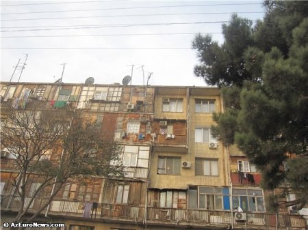 Sakinlər icra başçısından mədət umur... Sakinlər icra başçısından mədət umur...