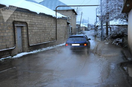 Oğuzda şəhid adını daşıyan küçədə biabırçı mənzərə... Oğuzda şəhid adını daşıyan küçədə biabırçı mənzərə...