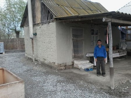 Aprel şəhidinin atasından icra başçısına ŞOK İTTİHAMLAR Aprel şəhidinin atasından icra başçısına ŞOK İTTİHAMLAR