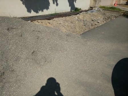 Bakıda nazirlikləri rabitə ilə təmin edən xətlər dağıdıldı Bakıda nazirlikləri rabitə ilə təmin edən xətlər dağıdıldı