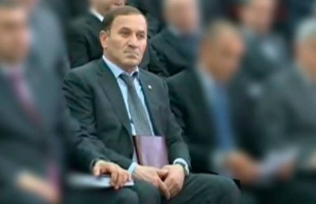 Elmar Vəliyevin “sağ əlinə” cinayət içi açıldı Elmar Vəliyevin “sağ əlinə” cinayət içi açıldı