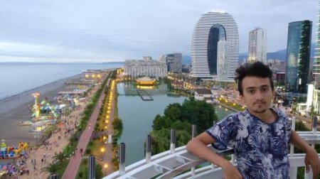 Dünyanın nadir xəstəliyinə tutulan gəncdən Mehriban Əliyevaya ürək dağlayan müraciət Dünyanın nadir xəstəliyinə tutulan gəncdən Mehriban Əliyevaya ürək dağlayan müraciət