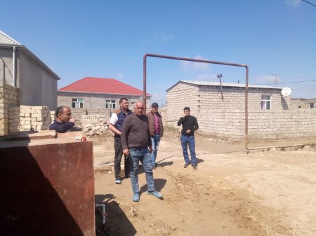“İlqar Süleymanov aldığı rüşvəti Adil Vəliyevdən gizlədib, o da gəlib evi sökdürüb” “İlqar Süleymanov aldığı rüşvəti Adil Vəliyevdən gizlədib, o da gəlib evi sökdürüb”