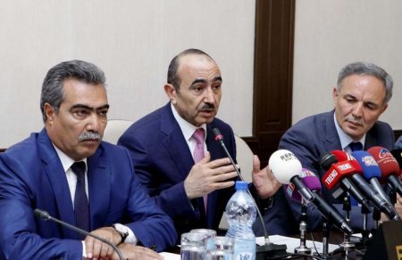 Sabiqlərin “oyanışı”: Bunlar təsadüf ola bilməz Sabiqlərin “oyanışı”: Bunlar təsadüf ola bilməz