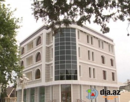 Əli Həsənovun Gəncədə işğal etdiyi "MƏTBUAT EVİ"... Əli Həsənovun Gəncədə işğal etdiyi "MƏTBUAT EVİ"...